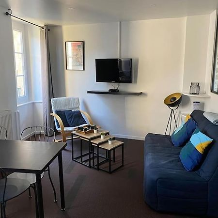 Appartement En Plein Coeur Historique De Dinan Buitenkant foto